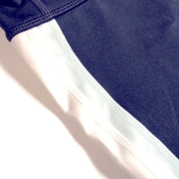 GapFit Leggings, Mint/Navy Stripe - Picture 6 of 10